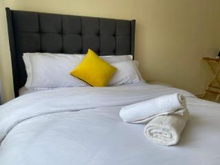 Affordable One Bedroom in Garden Estate - 3