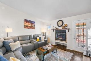 Cozy & Pet Friendly & Peloton - 9
