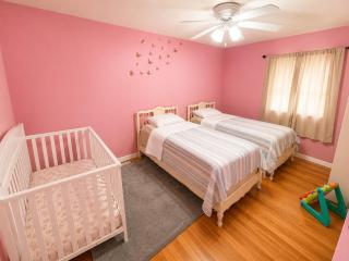 Spacious Family Retreat with Backyard & Basement - 6