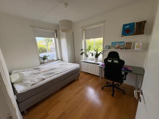 Charmigt boende med egen ingång - 3