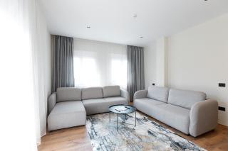 Lumora Living Spacious Apartment Free WiFi - 4