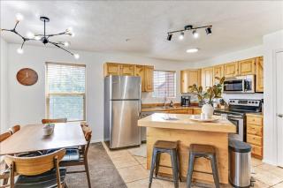 Condo Near Deer Valley East Free Ski Shuttle - 5