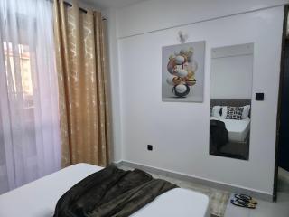 Radium Residence - Luxury 3BR PoolView Home, Beach - 8