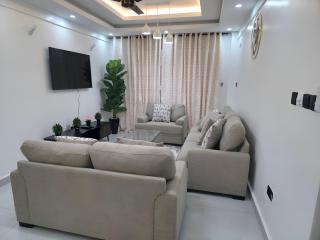 Radium Residence - Luxury 3BR PoolView Home, Beach - 4