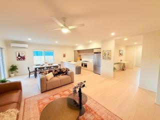Amazing Mountain Views Close to CBD&Pet friendly - 0