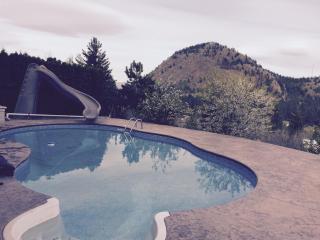 Beautyview Lakeview suite with pool - 7