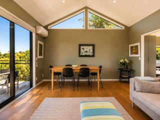 Art Lovers Retreat - Stay Waiheke - 5