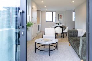 Luxe Central City 2 bedrooms plus Carpark - 8
