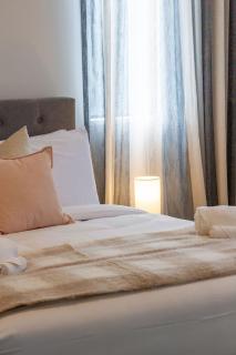 Luxe Central City 2 bedrooms plus Carpark - 4