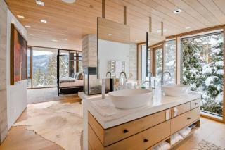 Two Cedars, Ski in-Ski out - Kadenwood Estate - 1