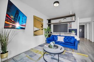 The Sanctuary King studio - Miami - 1