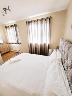 Dartford Cosy and Spacious 3BR 4 beds house Netflix and Sport Channels - 7