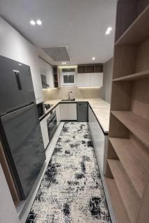 Villa-Style Apartment with Private Garden - 5