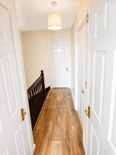Dartford Cosy and Spacious 3BR 4 beds house Netflix and Sport Channels - 3