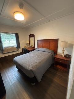 Martin House Motel - 6