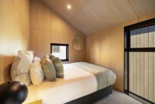 Raua Queenstown Villa - with parking - 7