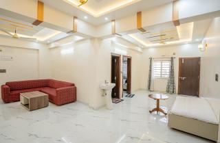 Luxury Spacious 2 BHK Stay near Baba Mandir - 4