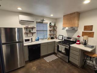 Carriage House - Lufkin - 9