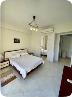 5BR Villa Blanca Lagoon Direct Access Marassi north coast - 9