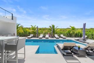 Private Pool Villa with BBQ, Fire Pit Near Beach - 9