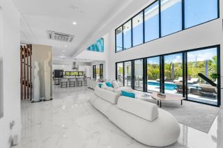 Private Pool Villa with BBQ, Fire Pit Near Beach - 5