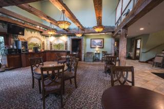 Hearthstone Inn & Suites - 1