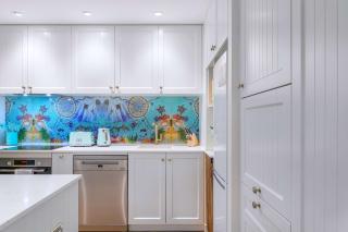 The Fishbowl - 1Bed-1Bath-1Car-Pool - 2
