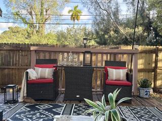 Suarez Art Stay Coconut Grove, Sleeps 5, Free Parking - 6