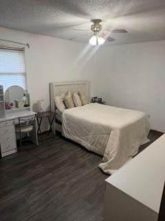 Townhouse with Pool Mins from Hard Rock and Racetrack - 5