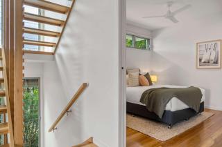 Alex Headland Haven - 3 Level Modern Retreat - 2