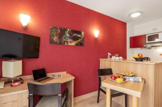 Quality Aparthotel Divonne - Portes de Geneve - 2