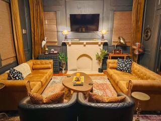 Cane River Living Speakeasy I Historic District - 2