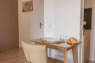 Quality Aparthotel Lyon L'Isle-d Abeau - 5