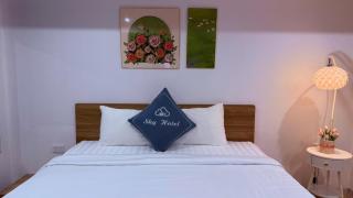 Sky Hotel - 7