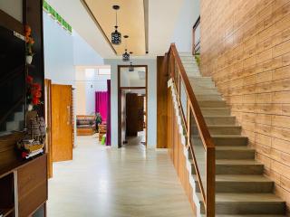 Luxury 5BR Hill View Villa Peaceful Nature Ever - 5