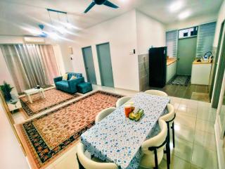 Rizsyaa' Homestay - 9