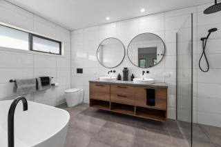 Badger House - Stunning Entertainer Fire - 2