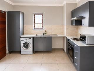 Blue Hills Executive Apartment - 9