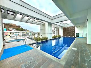 Suite con vista panorámica al río y jacuzzi RF2-306 - 2