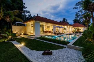 Villa Aulia by BaliSuperHost - 6