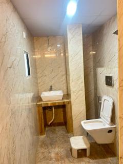 Hotel Cozy Inn - 5