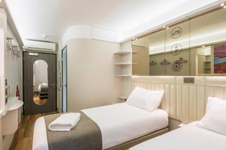 Point A Hotel London Canary Wharf - London - 3