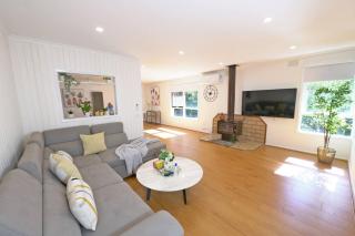 Best Location Entire House Staycation Parkland Surrounding - 0