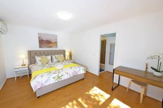 Best Location Entire House Staycation Parkland Surrounding - 7