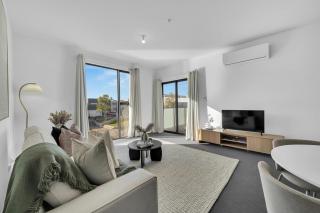 Lakeside Nook, Lightsview - 9
