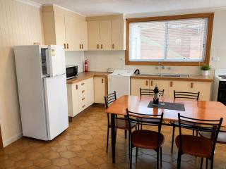 Quaint Hideaway - 7
