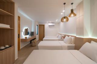 The Cozy Hotel - 8