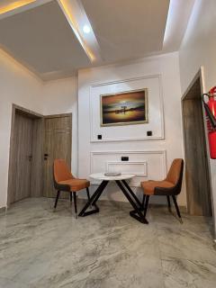 Modern getaway in Ajah - 1