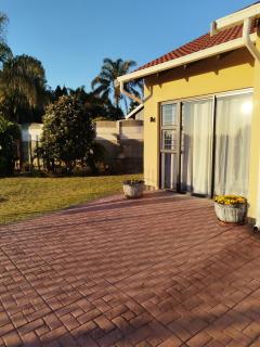 12 on Forel Guest Suite - 4