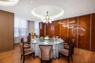 Vienna Hotel Henan Xinyang East Zone of Central Hospital - 1